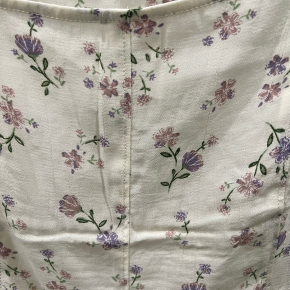 Love Tree. Size S. Floral long sleeve - Picture 2 of 3